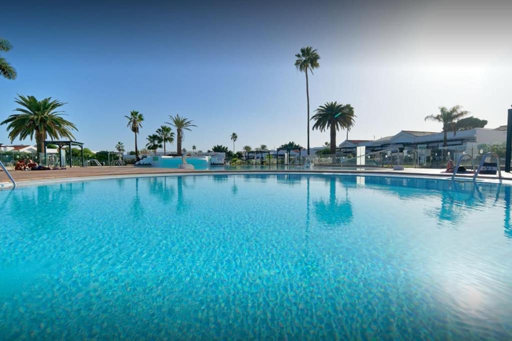 Beautiful Bungalow In Maspalomas Lago Bagian luar foto
